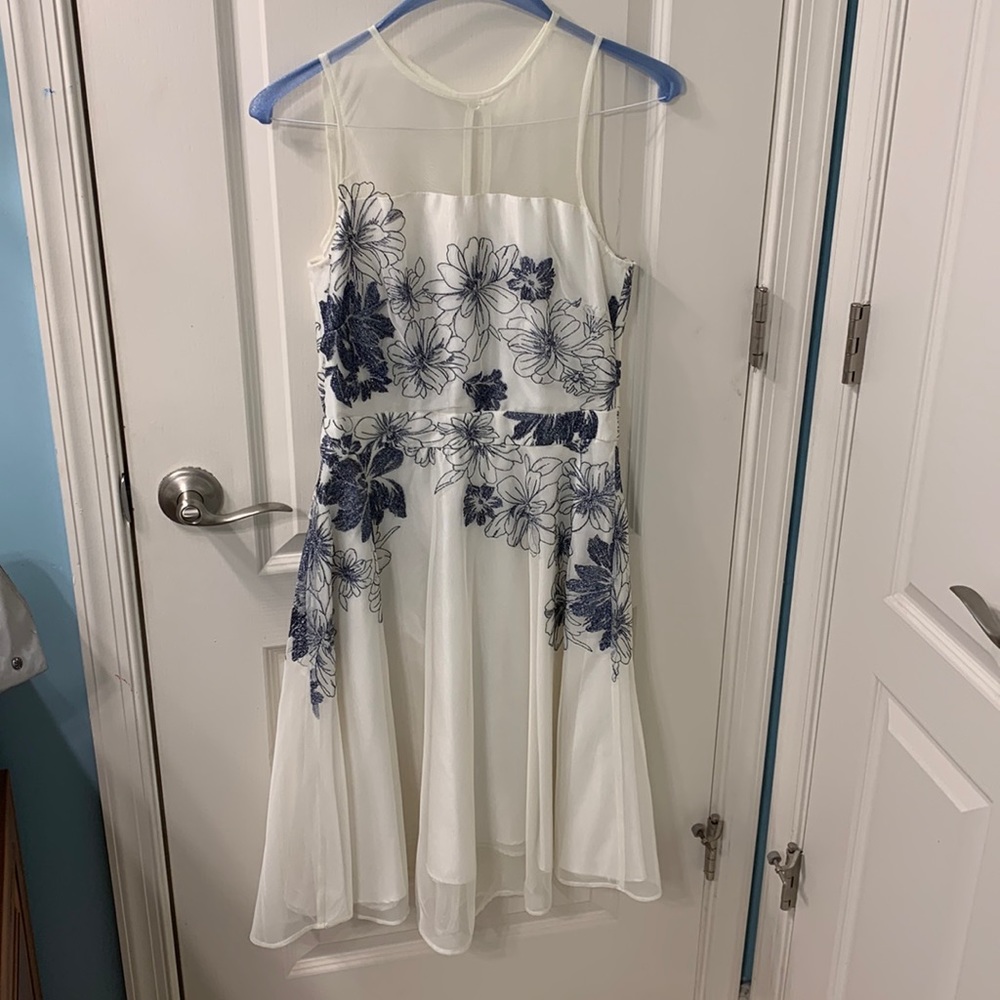 Like-New Floral Formal Midi Dress